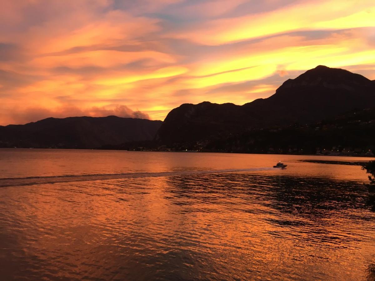 Casa Del Lago Menaggio Bagian luar foto