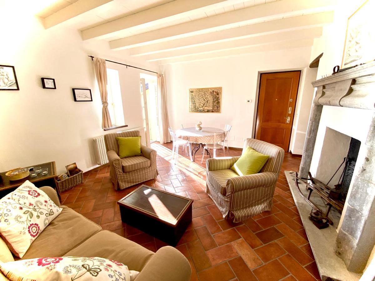 Casa Del Lago Menaggio Bagian luar foto