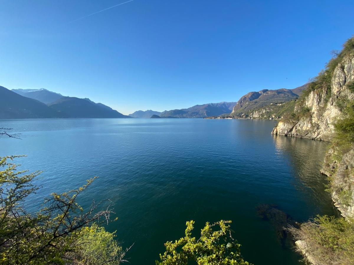 Casa Del Lago Menaggio Bagian luar foto